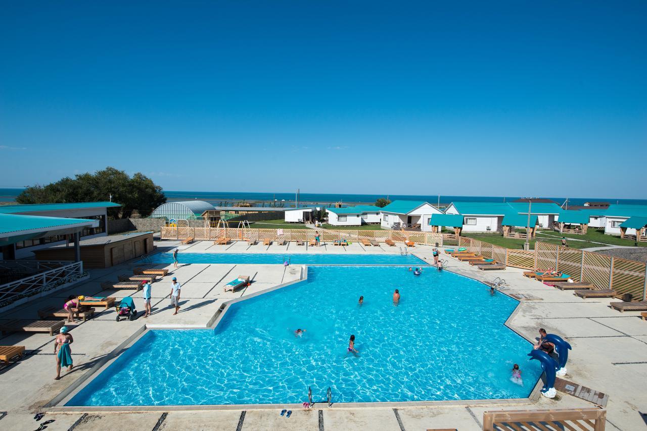 Aquamarine Resort Akshi Esterno foto