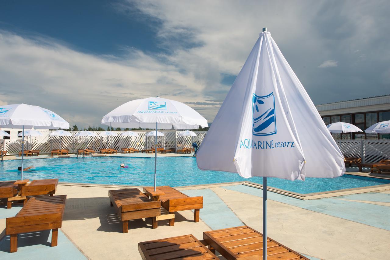 Aquamarine Resort Akshi Esterno foto